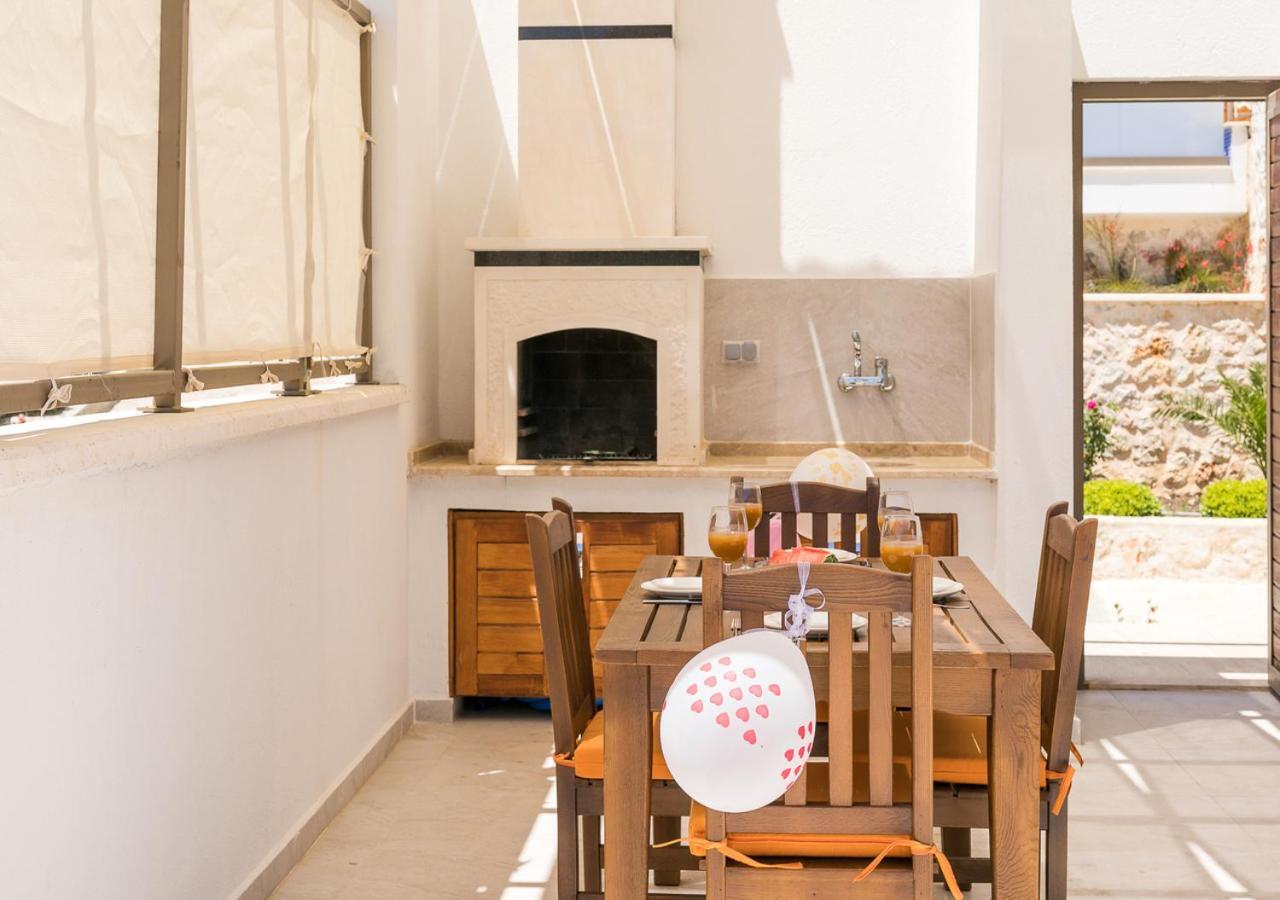 Villa 2 Sleeps 4 Isolated Honeymoon-Villa Sardunya كاس المظهر الخارجي الصورة