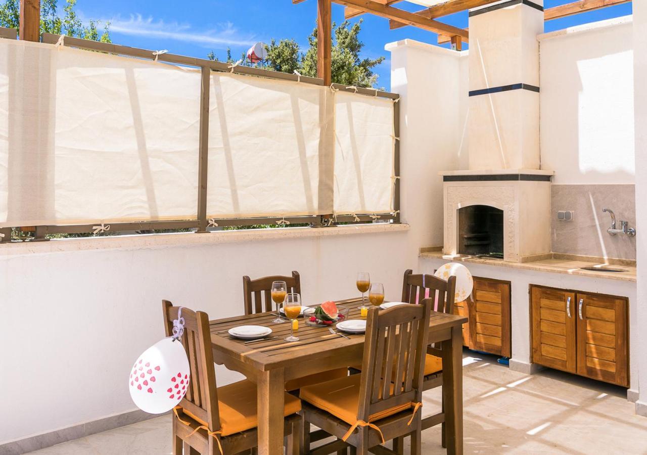 Villa 2 Sleeps 4 Isolated Honeymoon-Villa Sardunya كاس المظهر الخارجي الصورة